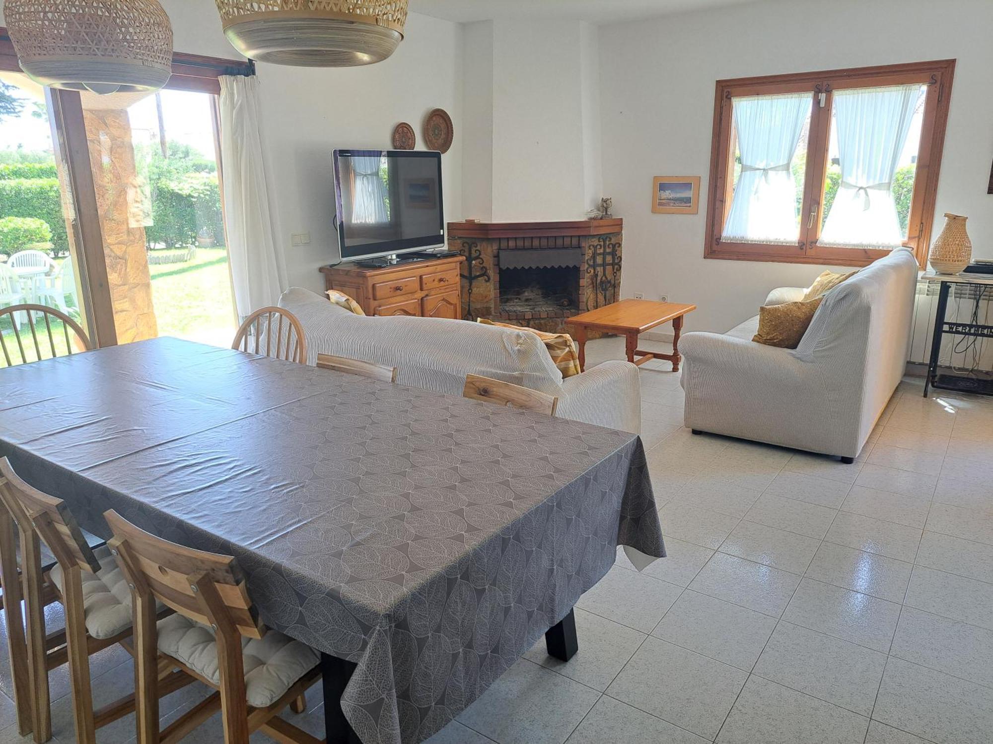 Casa En Con Piscina En La Costa Brava *