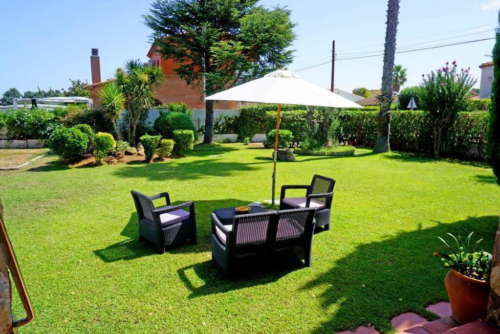 Casa En Con Piscina En La Costa Brava * Viladamat