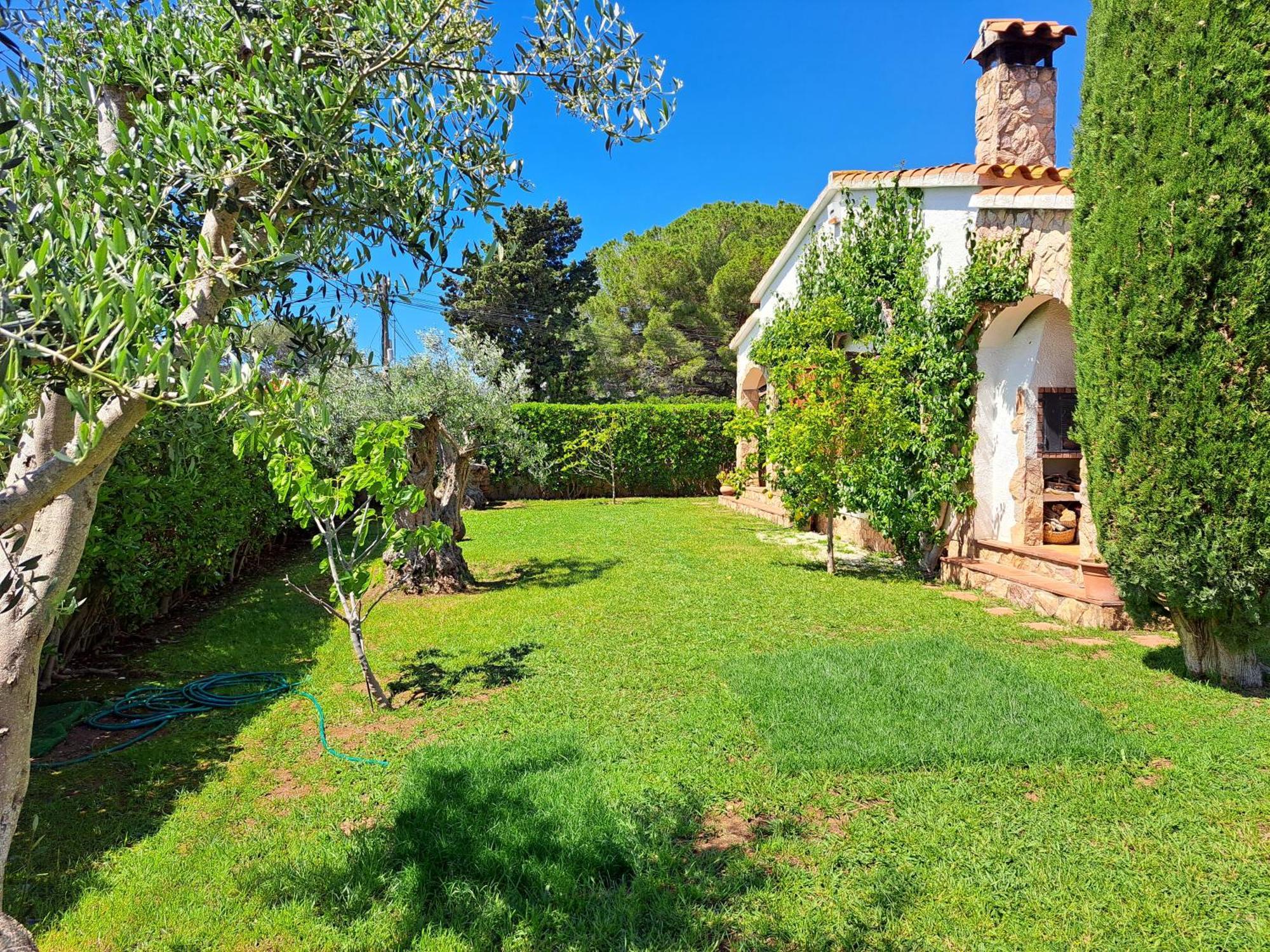 Casa En Con Piscina En La Costa Brava * Viladamat